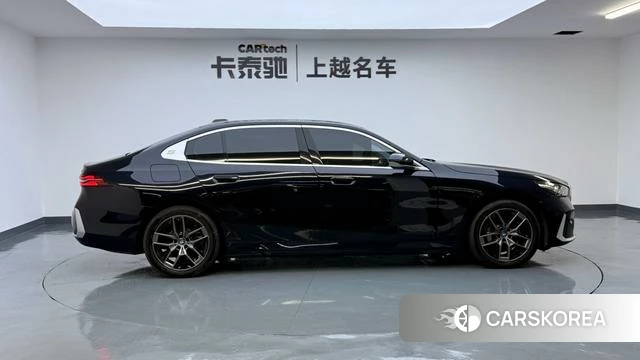 BMW i5 id 4257839 из Китая 12