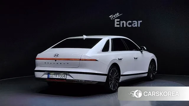 Hyundai Grandeur (GN7) id 3550046 из Кореи 12