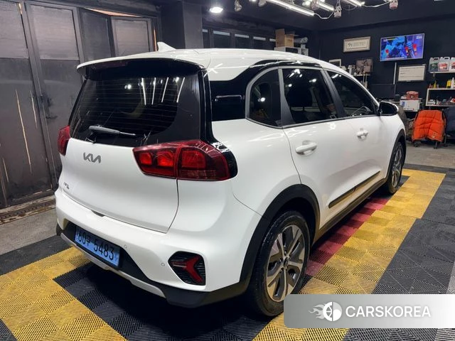 Kia Niro Plus id 3832545 из Кореи 12
