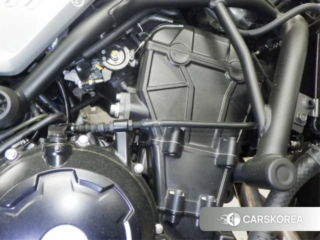 Engine photo