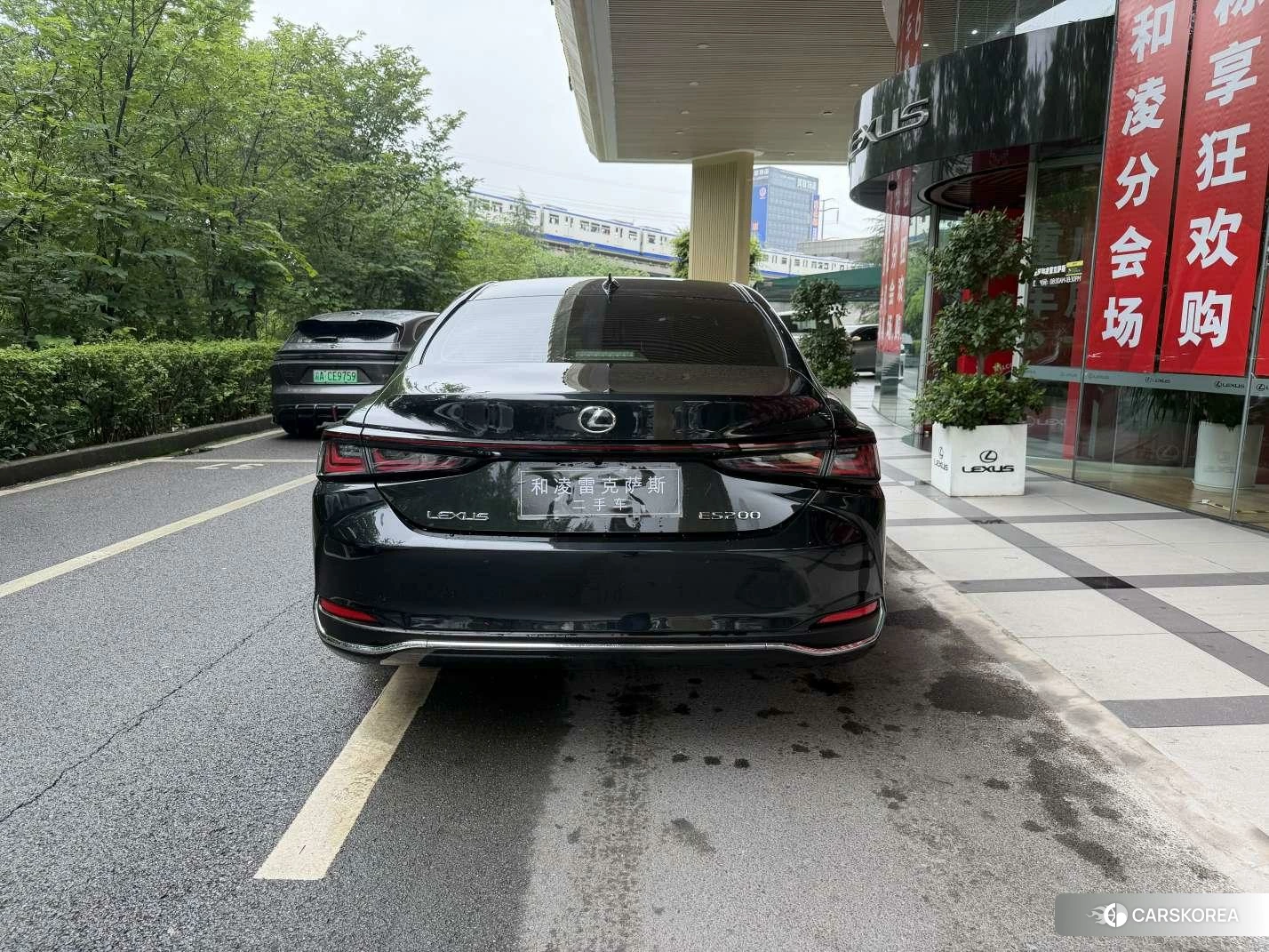 Lexus ES 2024 Черный из Китая, фото 2