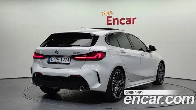 BMW 1 Series (F40) id 2919825 из Кореи 12