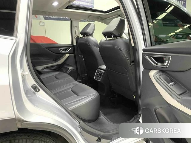 Subaru FORESTER Forester id 4207871 из Китая 9