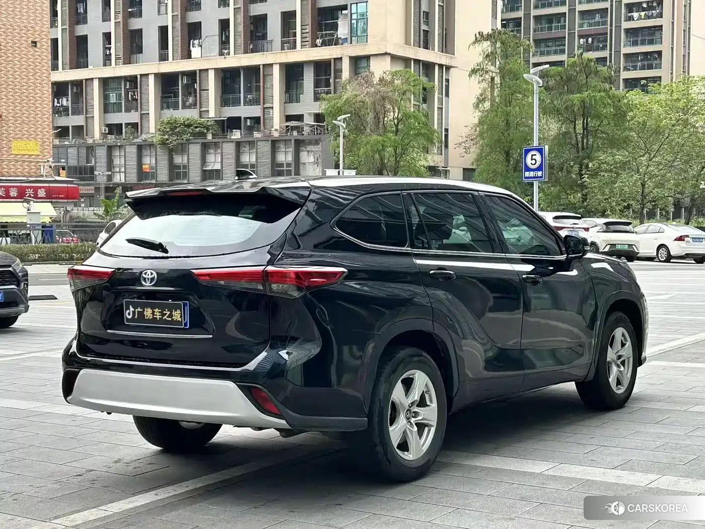 Toyota Highlander id 4515345 из Китая 12