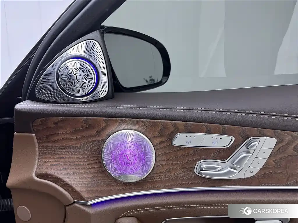 Mercedes-Benz E-Class id 4547931 из Китая 12