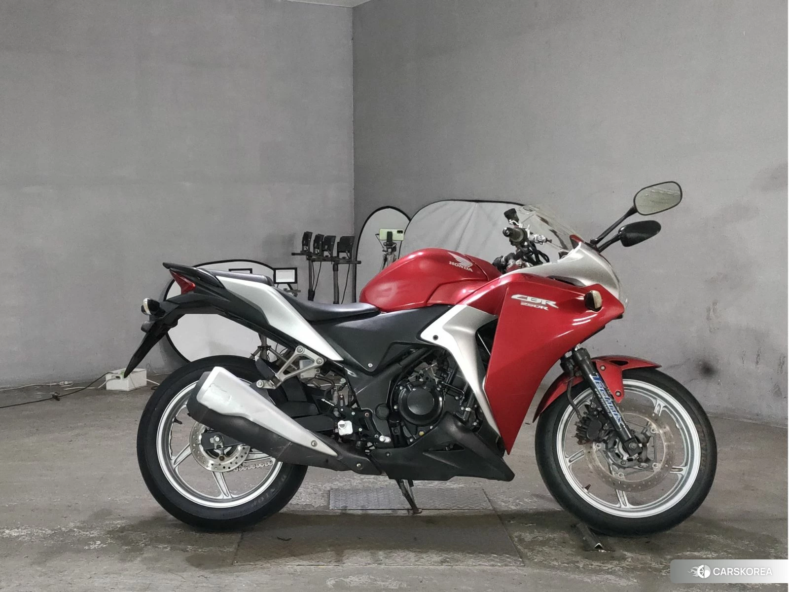 Проданный Honda CBR250R id 4206229 из Японии, фото 3