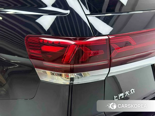 Volkswagen Tourang id 4314168 из Китая 12