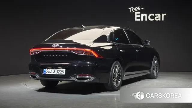 Hyundai The New Grandeur IG id 3718118 из Кореи 12