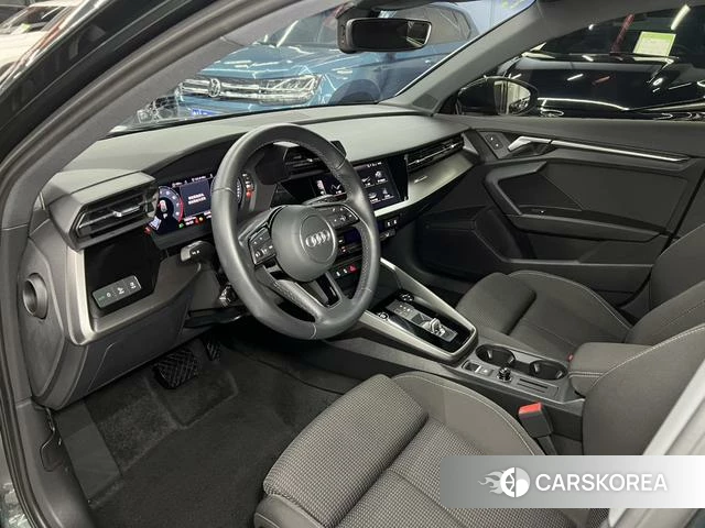 Audi A3 2024 Зеленый из Китая, фото 3