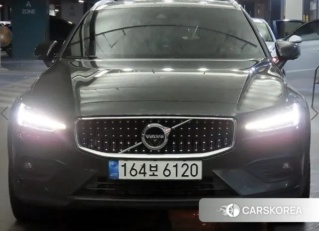 Volvo V60 Cross-Country 2nd Generation id 3483526 из Кореи 2