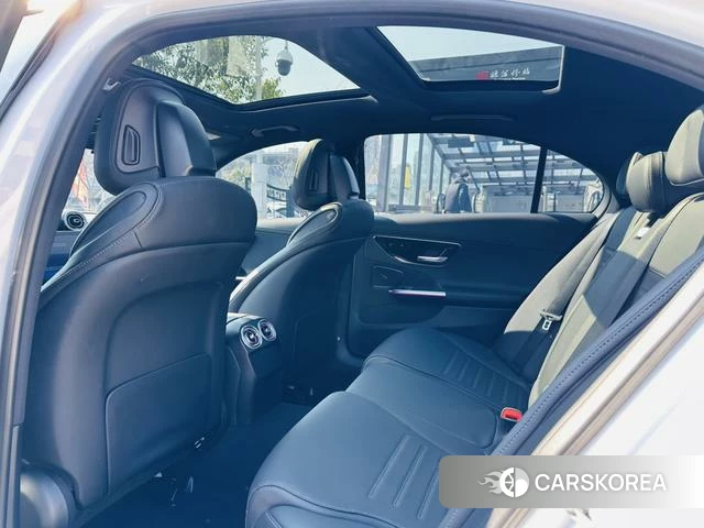 Mercedes-Benz Class C 2023 Белый из Китая, фото 2