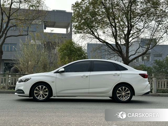 Chevrolet Cruze id 4213990 из Китая 11