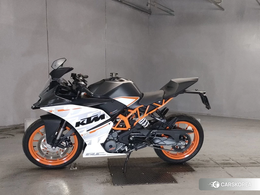 Проданный KTM RC 250 2015 из Японии, фото 2