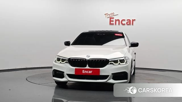 BMW 5 Series (G30) id 4482839 из Кореи 12
