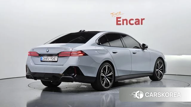 BMW 5 Series (G60) id 4719545 из Кореи 12