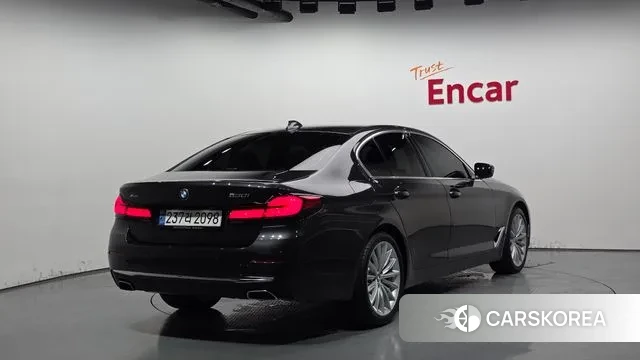 BMW 5 Series (G30) id 3042912 из Кореи 12