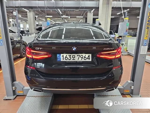 BMW 6 Series GT (G32) 2021 Черный из Кореи, фото 2