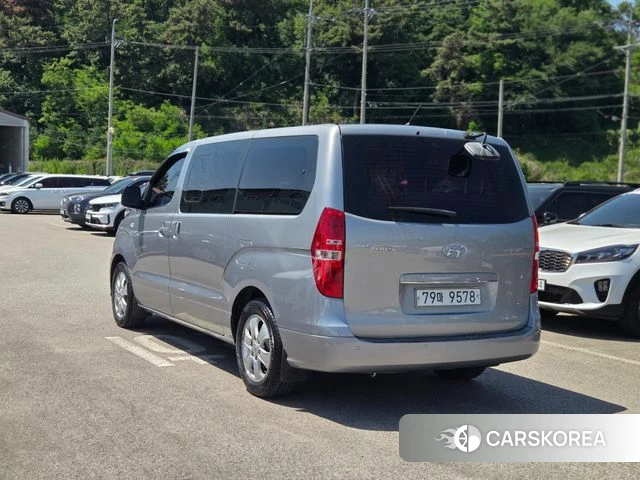 Hyundai The New Grand Starex id 4397799 из Кореи 9