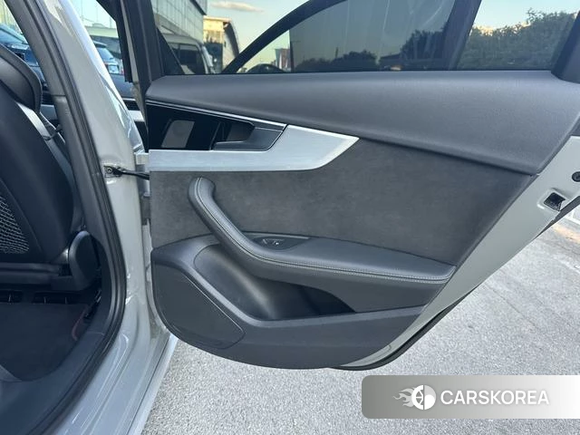 Audi S4 id 4272007 из Китая 8