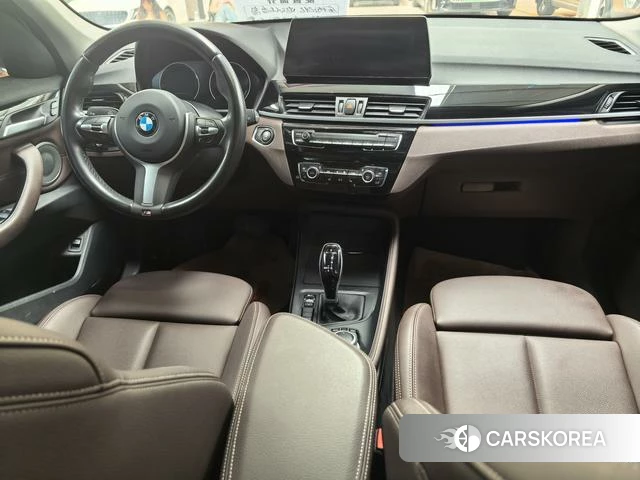 BMW X1 2021 Белый из Китая, фото 2
