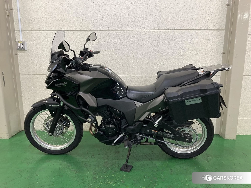 Проданный Kawasaki VERSYS-X 250 ABS 2017 из Японии