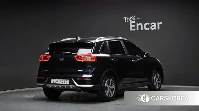 Kia Niro id 3060790 из Кореи 12