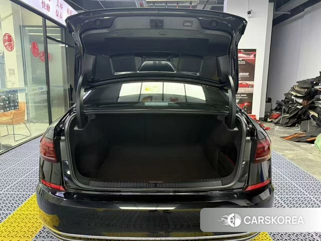 Volkswagen Passat 2024 Черный из Китая, фото 5