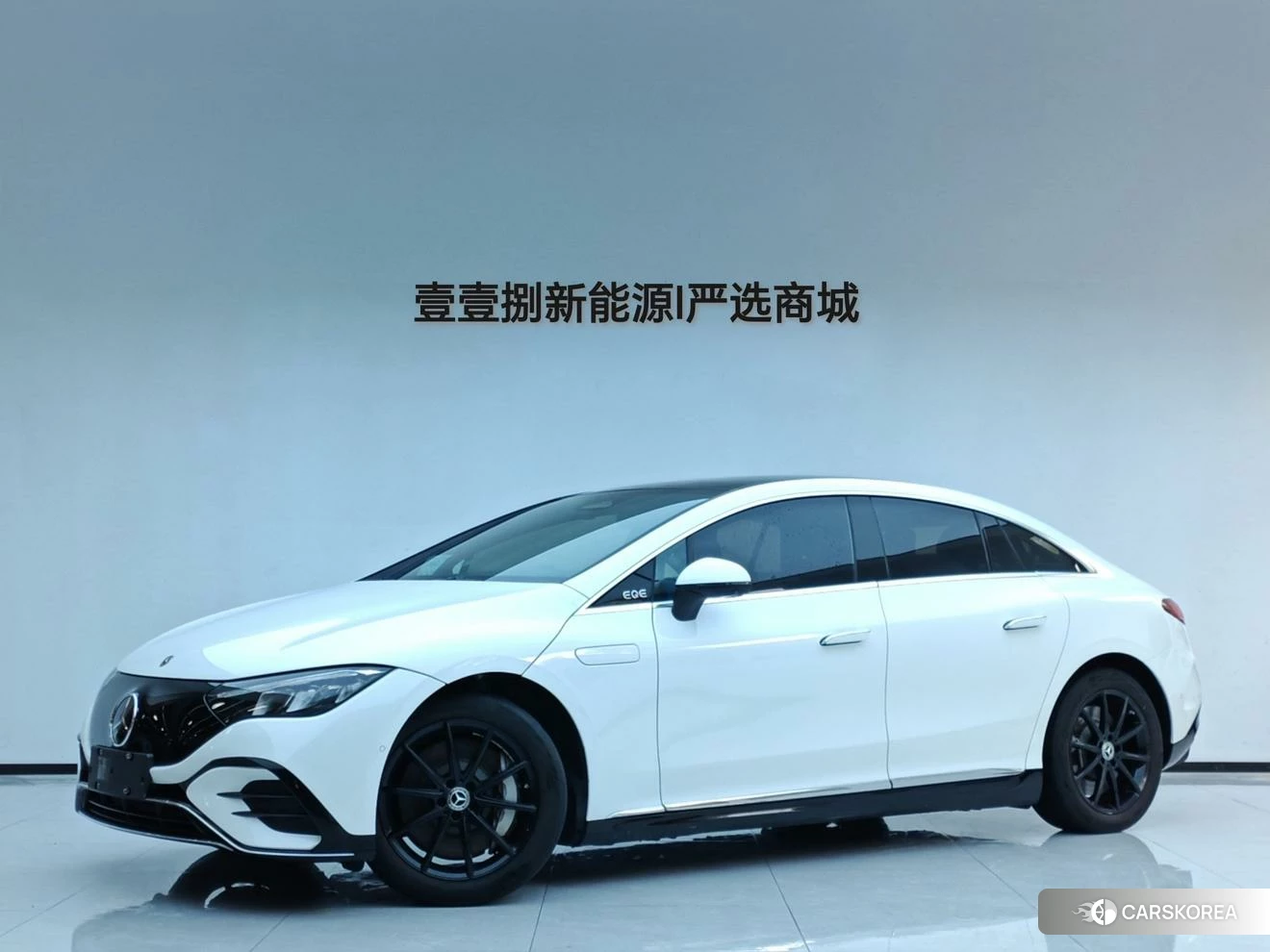 Mercedes-Benz EQE 2022 Белый из Китая, фото 2