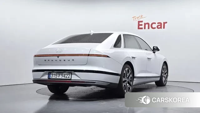 Hyundai Grandeur Hybrid (GN7) id 3696140 из Кореи 12