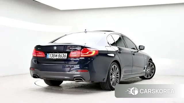 BMW 5 Series (G30) id 3423179 из Кореи 12