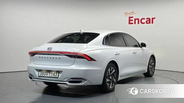 Hyundai The New Grandeur IG Hybrid id 4586297 из Кореи 12