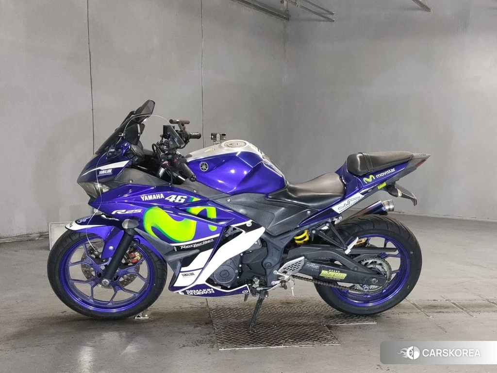 Проданный Yamaha YZF-R25 2015 из Японии