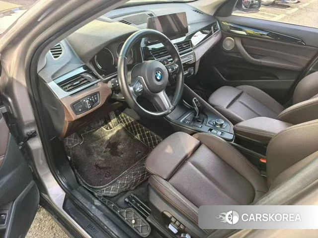 BMW X1 2023 Шампань из Китая, фото 2