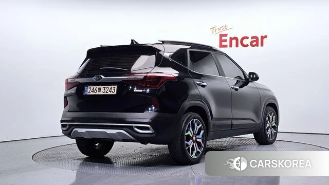 Kia Seltos id 4779982 из Кореи 12