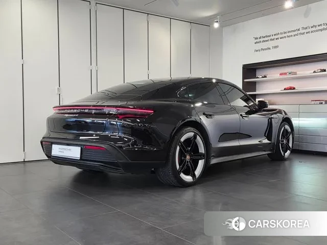 Porsche Taycan 2024 Черный из Кореи, фото 4