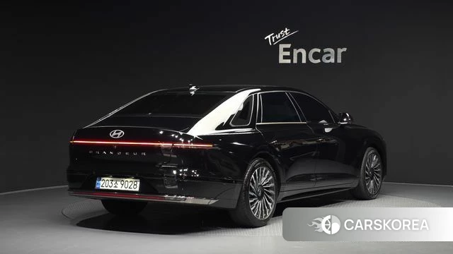 Hyundai Grandeur (GN7) id 4500447 из Кореи 12