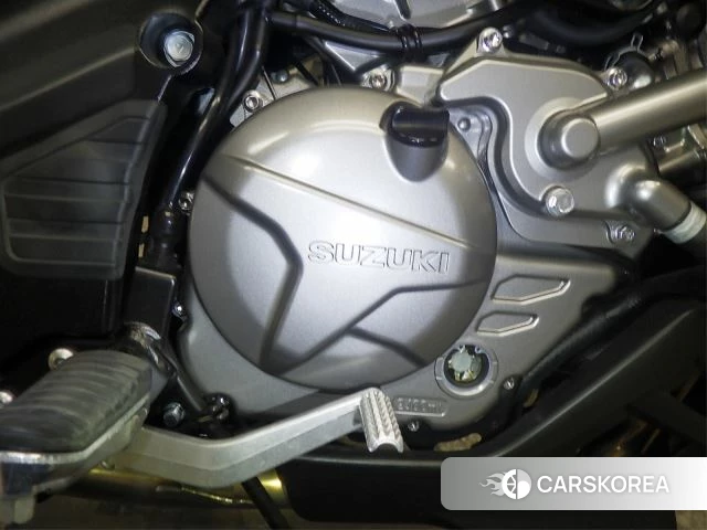Engine photo