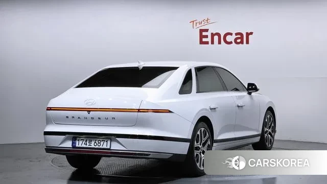 Hyundai Grandeur (GN7) id 3769608 из Кореи 12