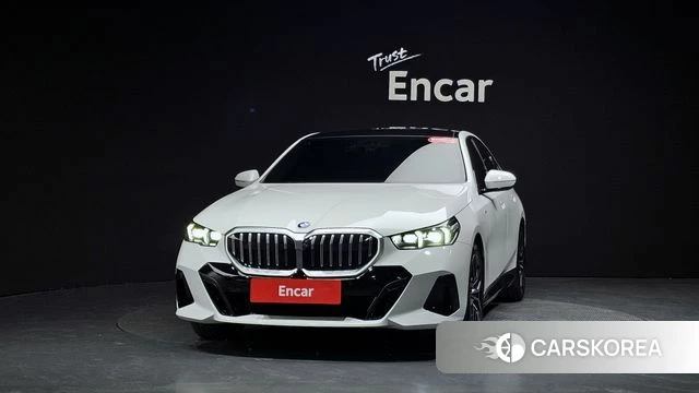 BMW 5 Series (G60) id 4380898 из Кореи 12