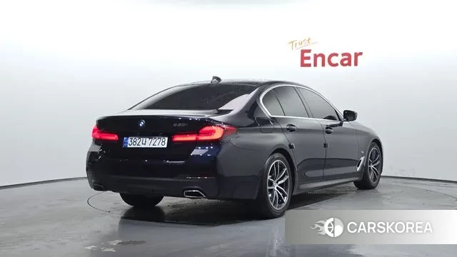 BMW 5 Series (G30) id 3479329 из Кореи 12