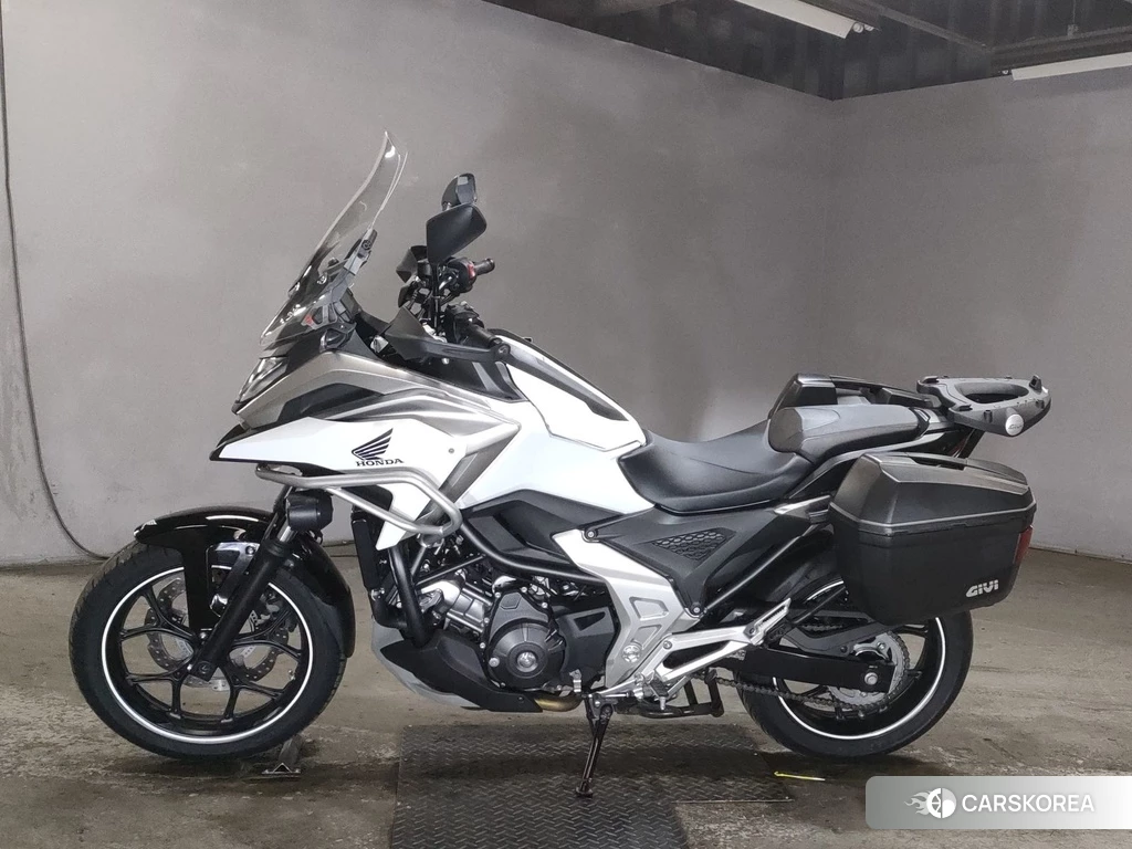 Проданный Honda NC750X 2021 из Японии