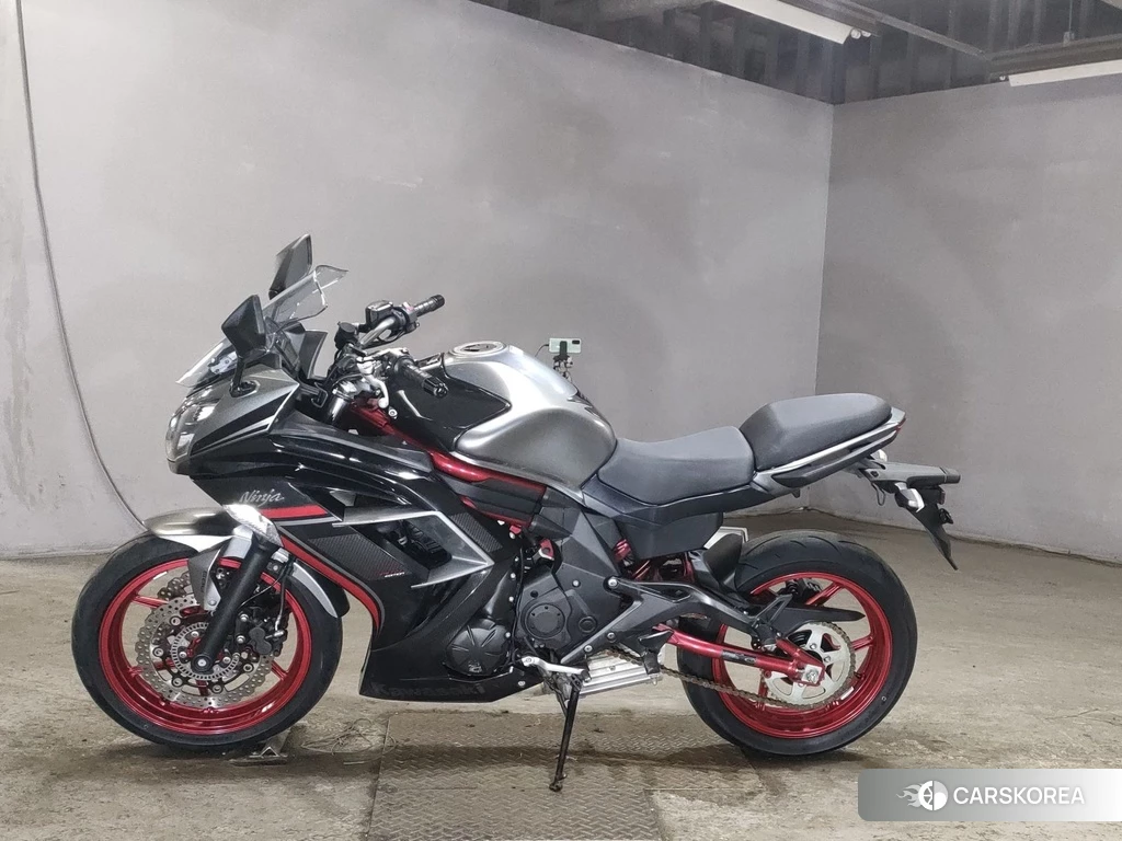 Проданный Kawasaki NINJA 400 2017 из Японии, фото 2