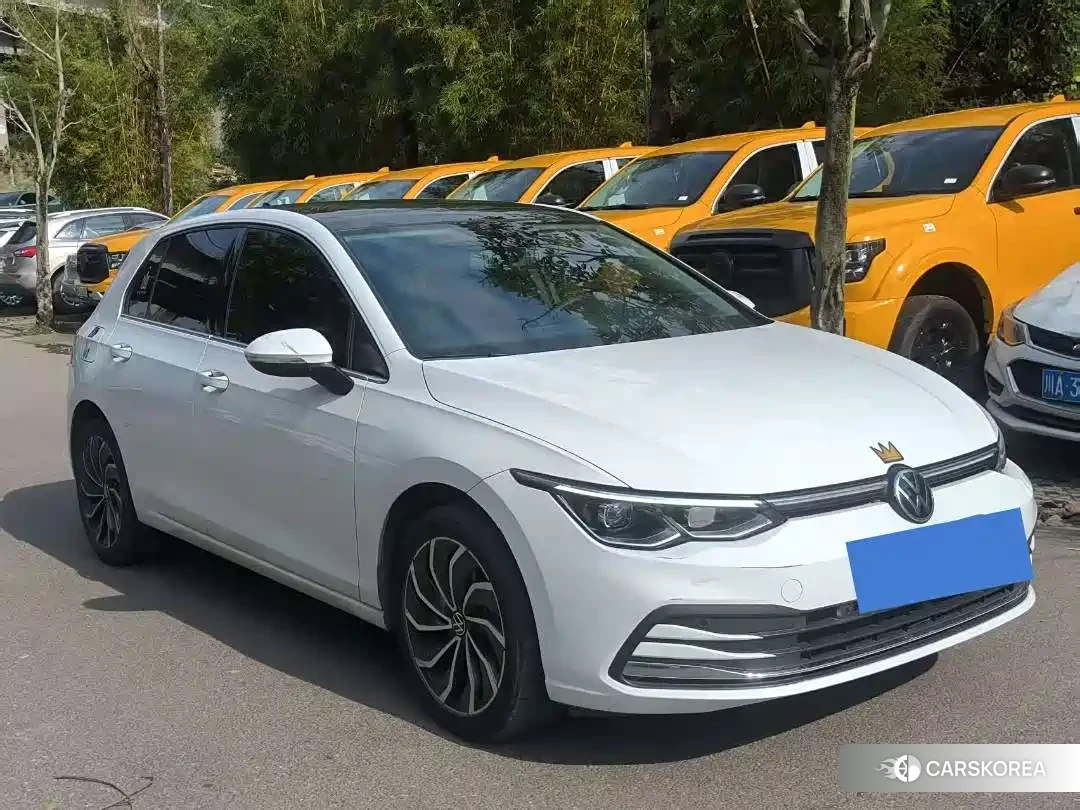 Volkswagen Golf 2022 Белый из Китая, фото 6