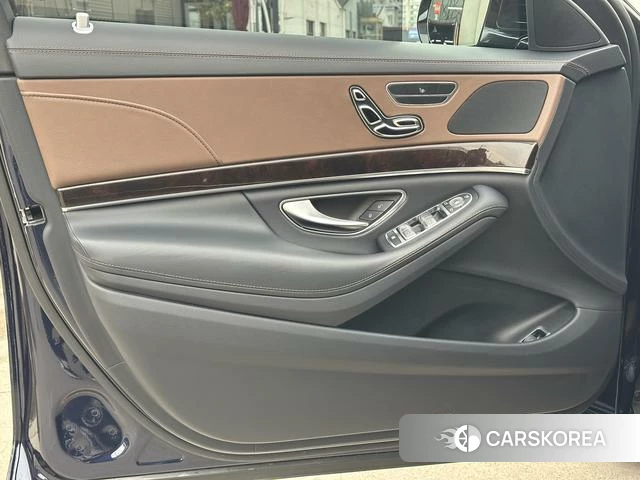 Mercedes-Benz S-class id 4208208 из Китая 12