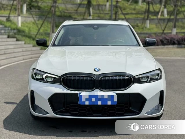 BMW 3 series 2025 Белый из Китая, фото 2