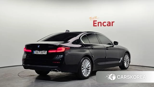 BMW 5 Series (G30) id 3941934 из Кореи 12