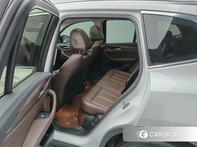 BMW X3 id 4260333 из Китая 12