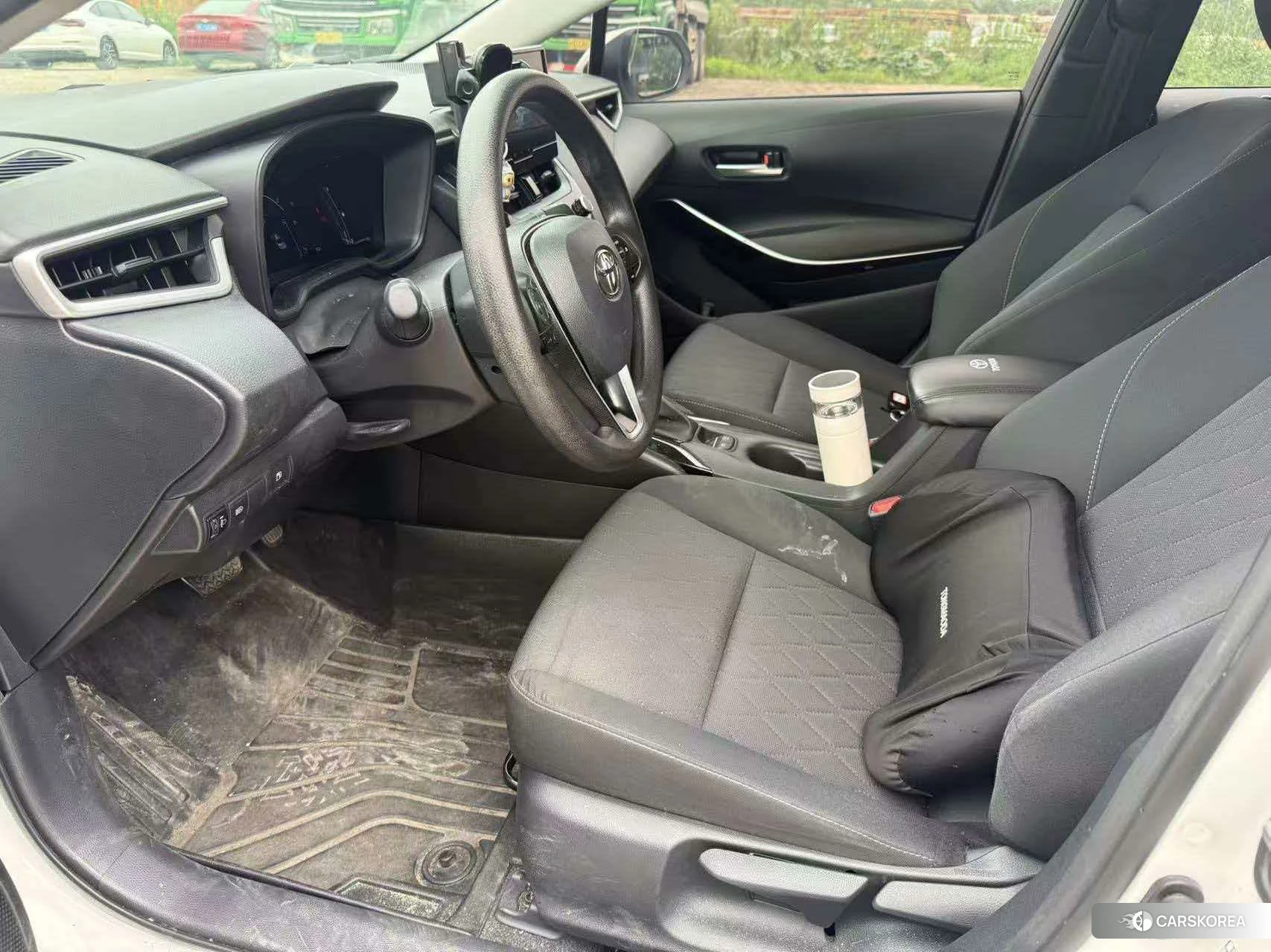 Toyota Corolla 2024 Белый из Китая, фото 2