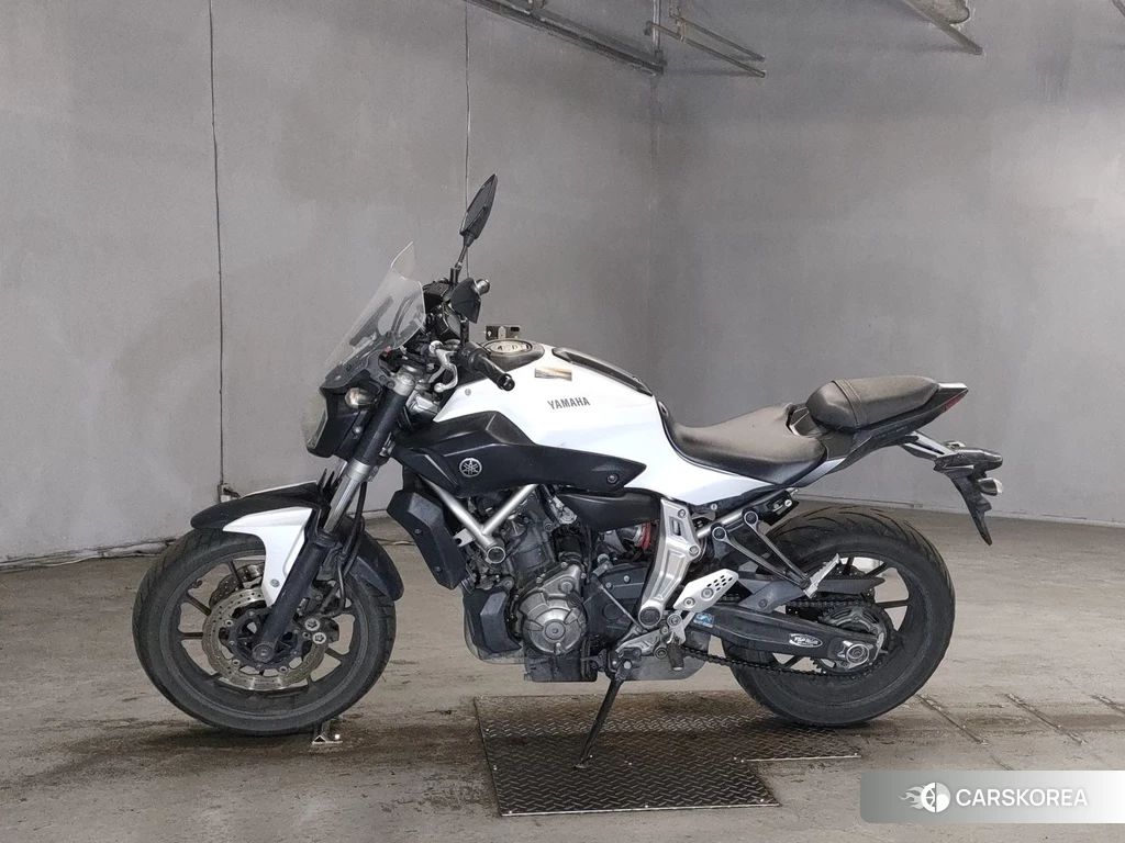 Проданный Yamaha MT-07 2015 из Японии
