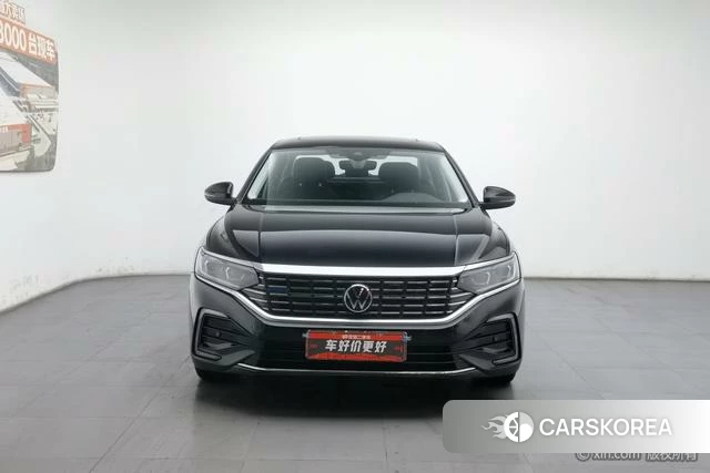 Volkswagen Passat PHEV id 4264109 из Китая 12